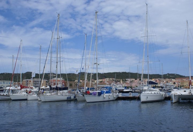  Segelbootverleih 